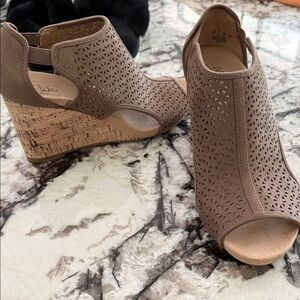 Life Stride Brown Cut-Out Wedge Sandals